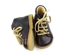 Angulus mørk brun sko med snørebånd